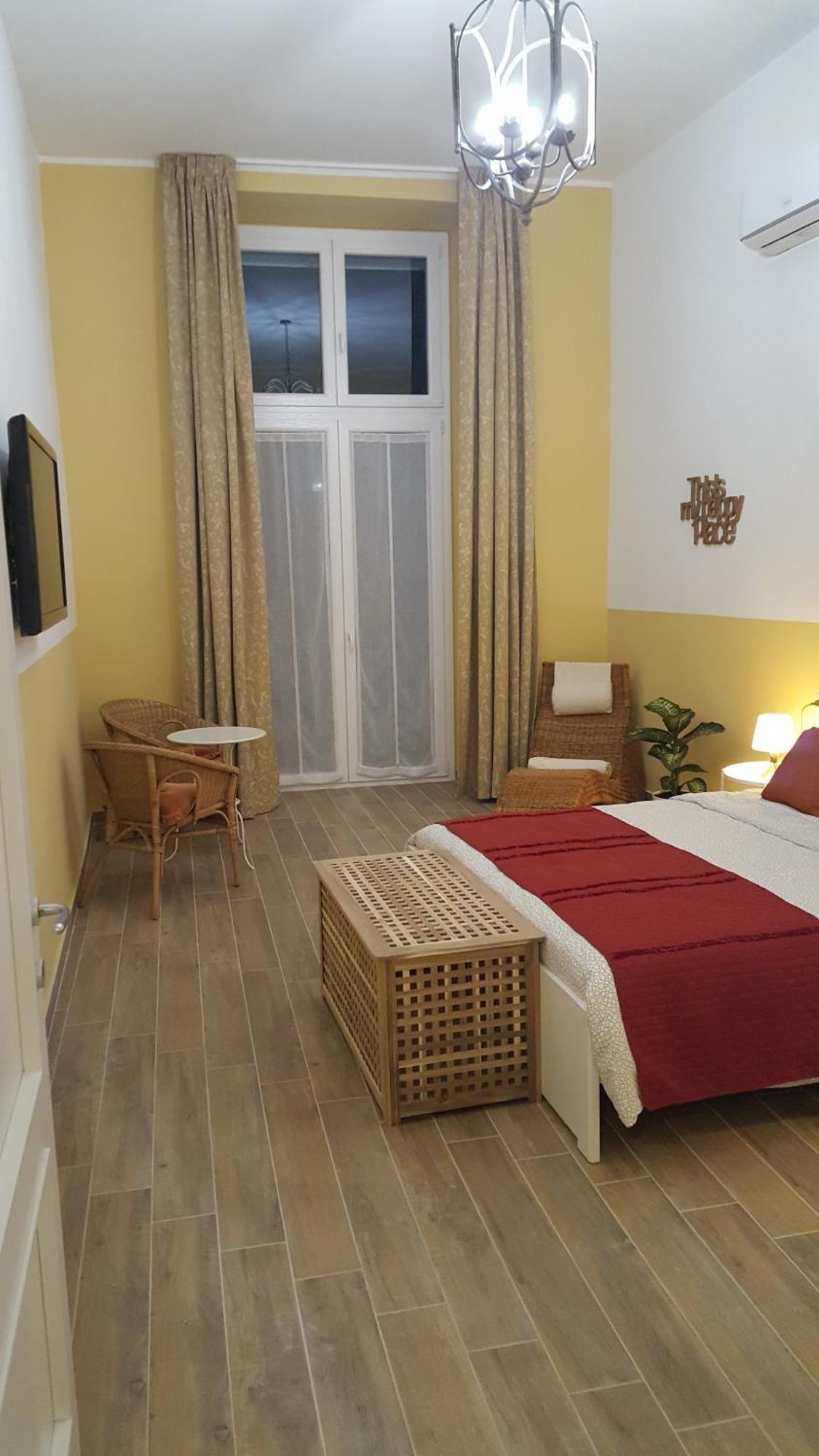 Gennarino'S Home Napoli Bagian luar foto