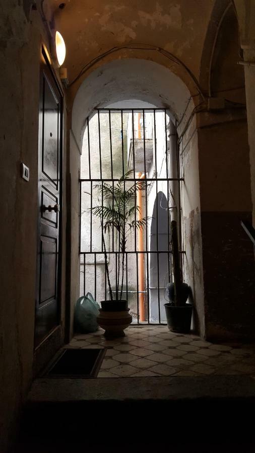 Gennarino'S Home Napoli Bagian luar foto
